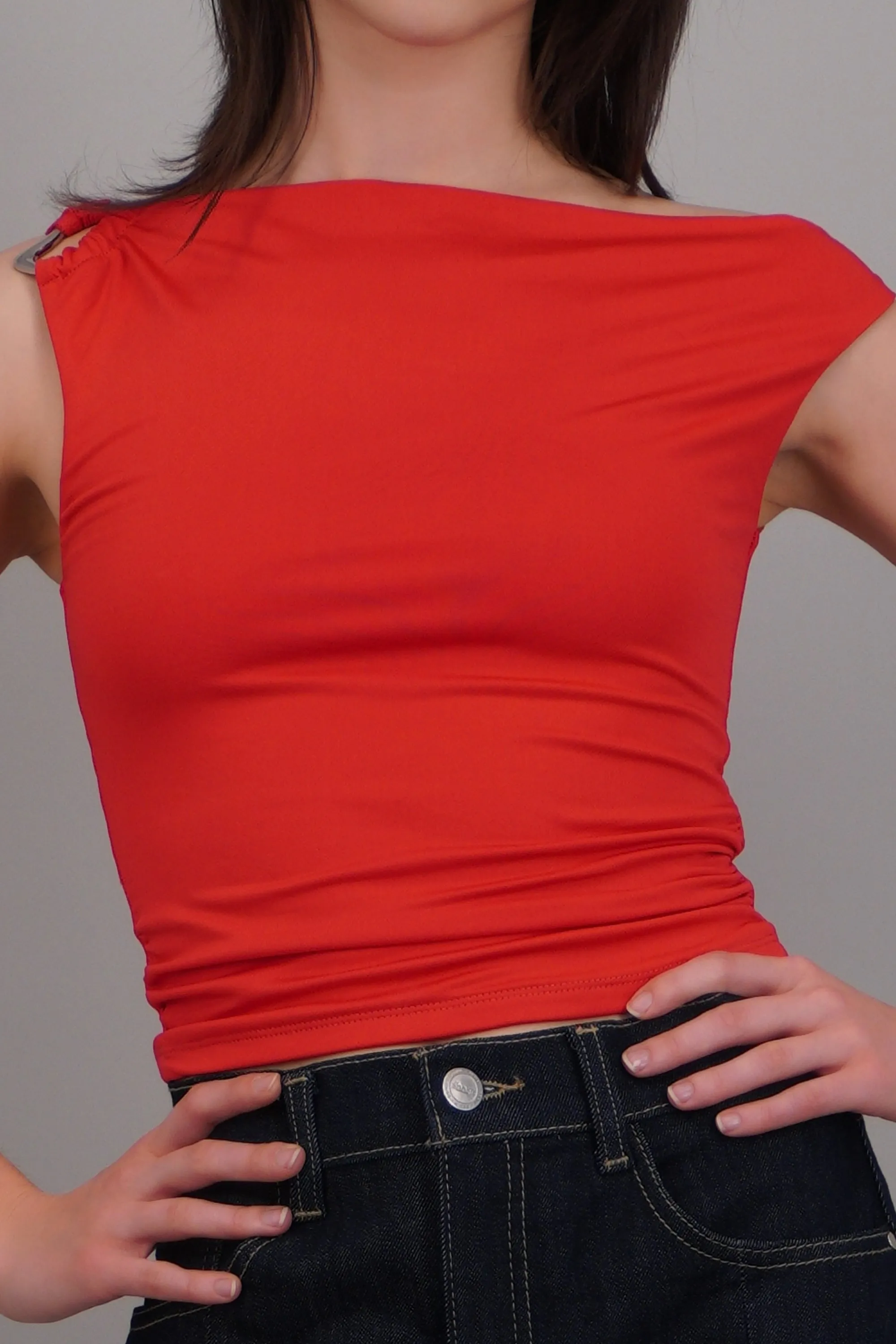 Top drapeado con argolla en tirante liso sold by Shasa product image thumbnail 5