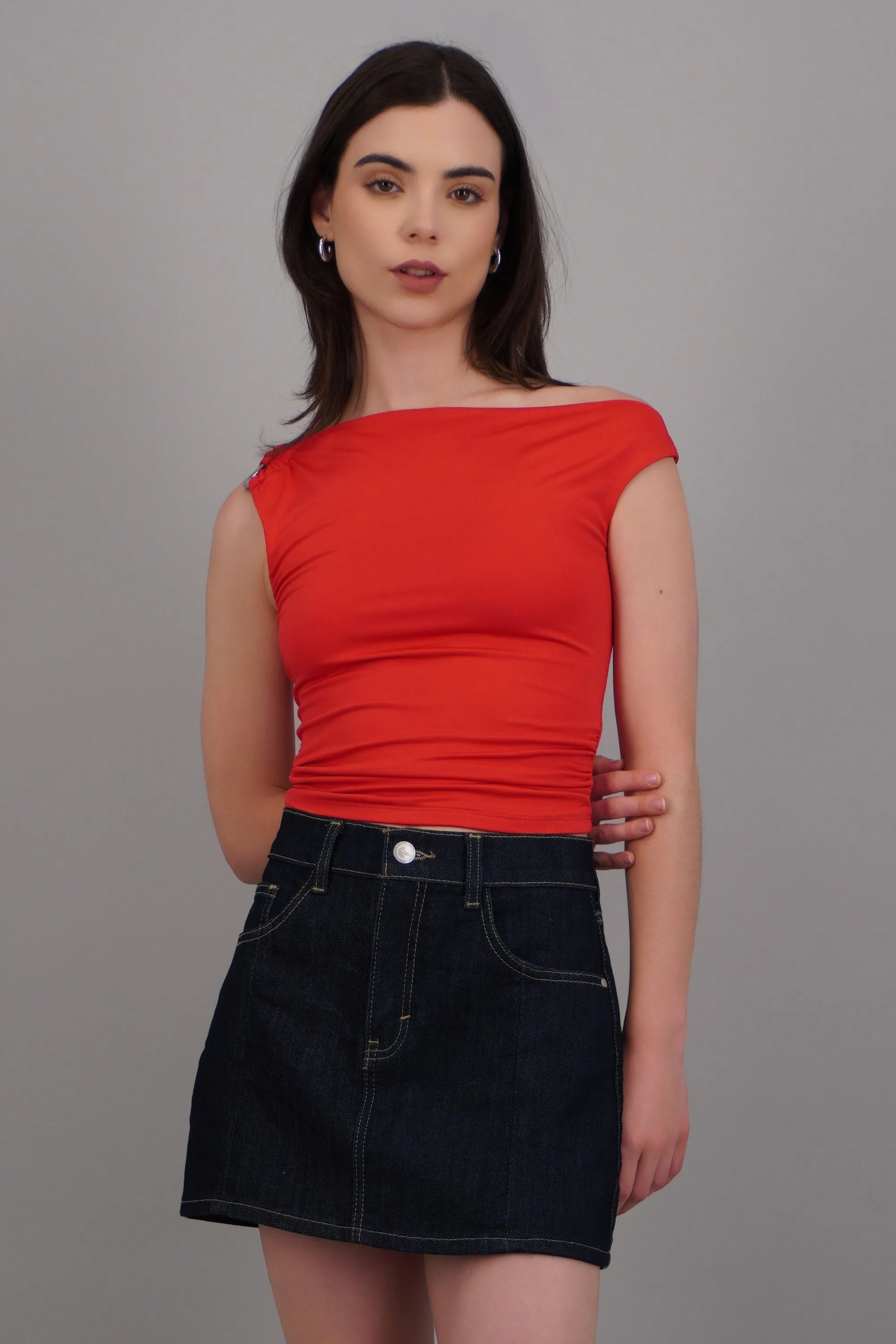 Top drapeado con argolla en tirante liso sold by Shasa product image thumbnail 3