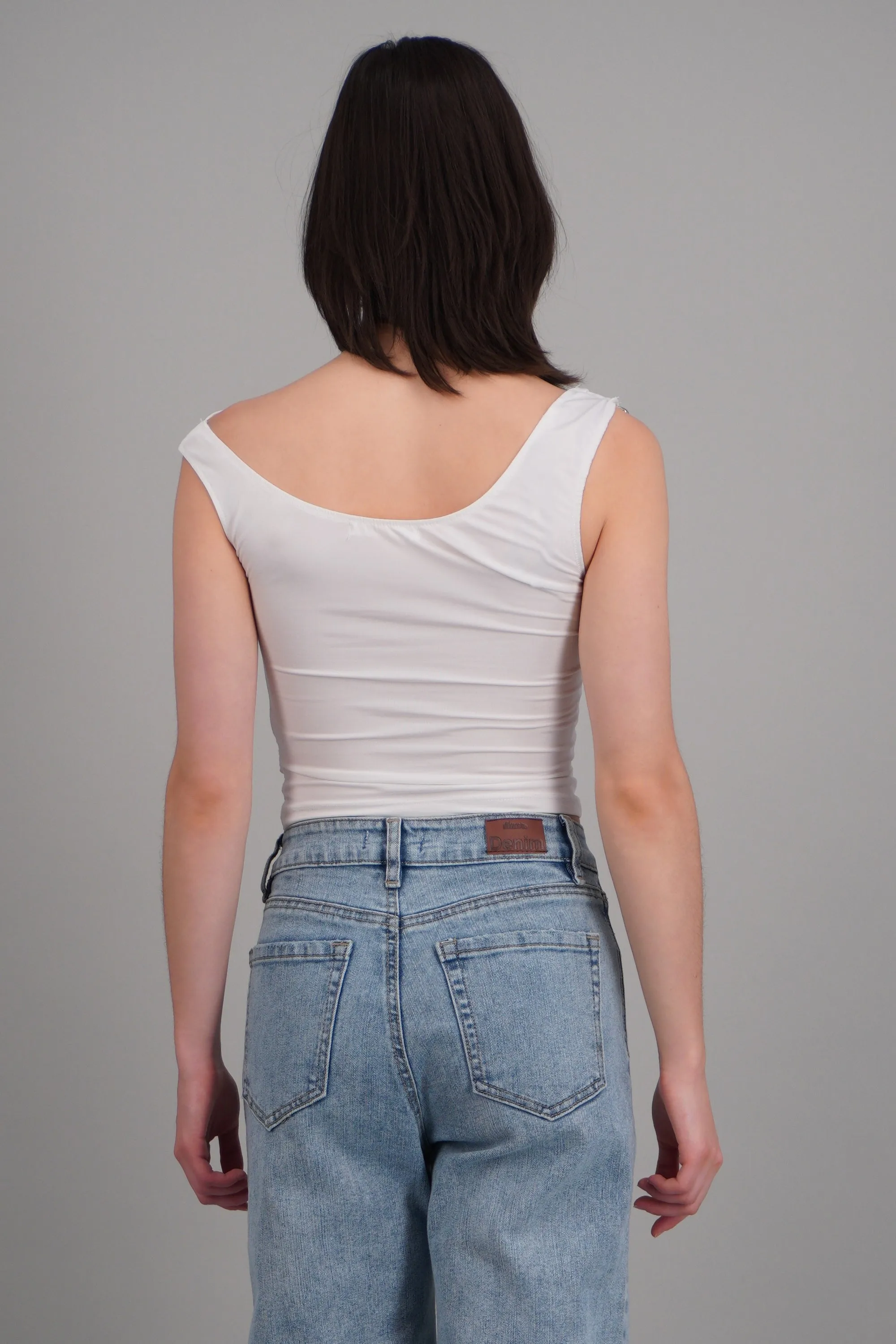 Top drapeado con argolla en tirante liso sold by Shasa product image thumbnail 4