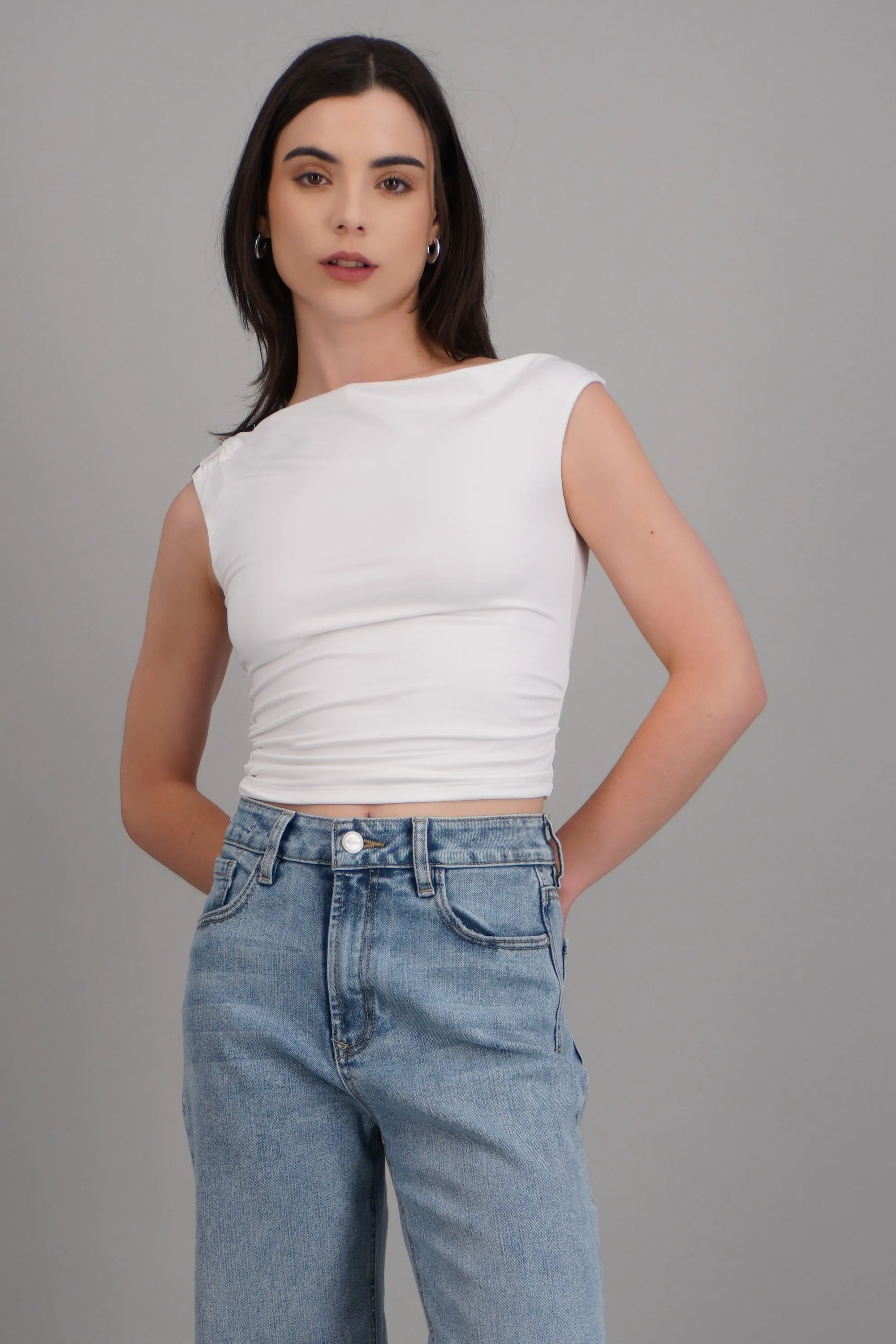 Top drapeado con argolla en tirante liso sold by Shasa