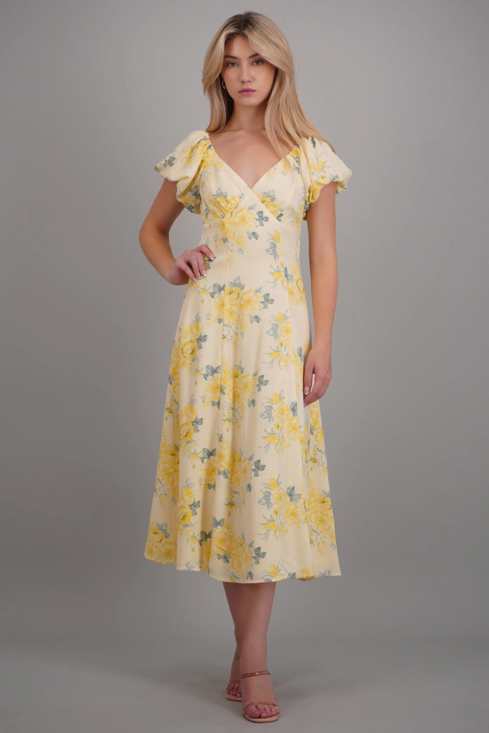 Vestido estampado flores cut out espalda sold by Shasa product image thumbnail 2