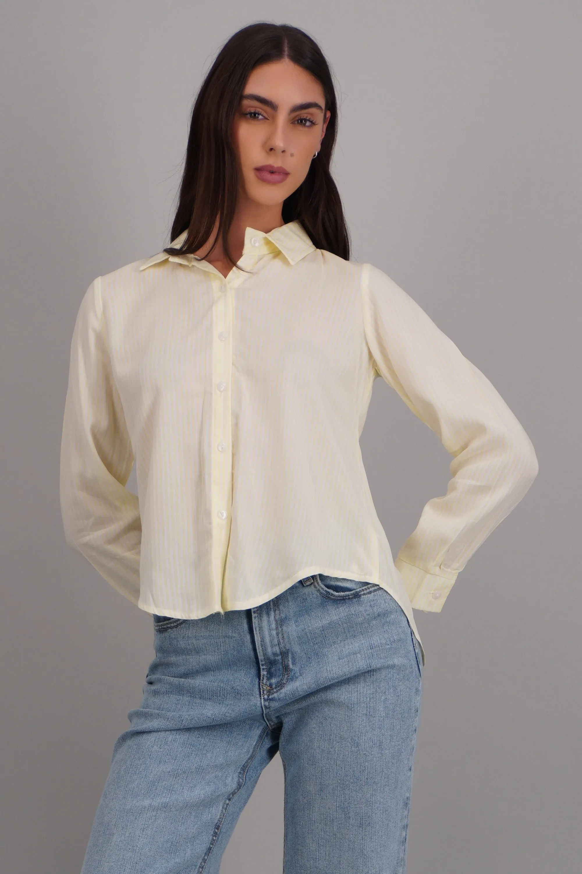 Camisa amplia rayas sold by Shasa