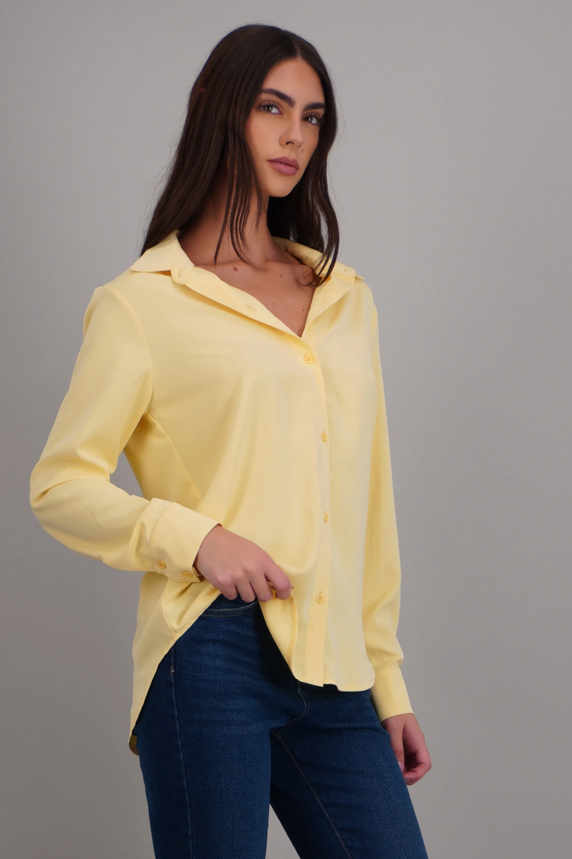 Camisa lisa manga larga botones sold by Shasa product image thumbnail 2