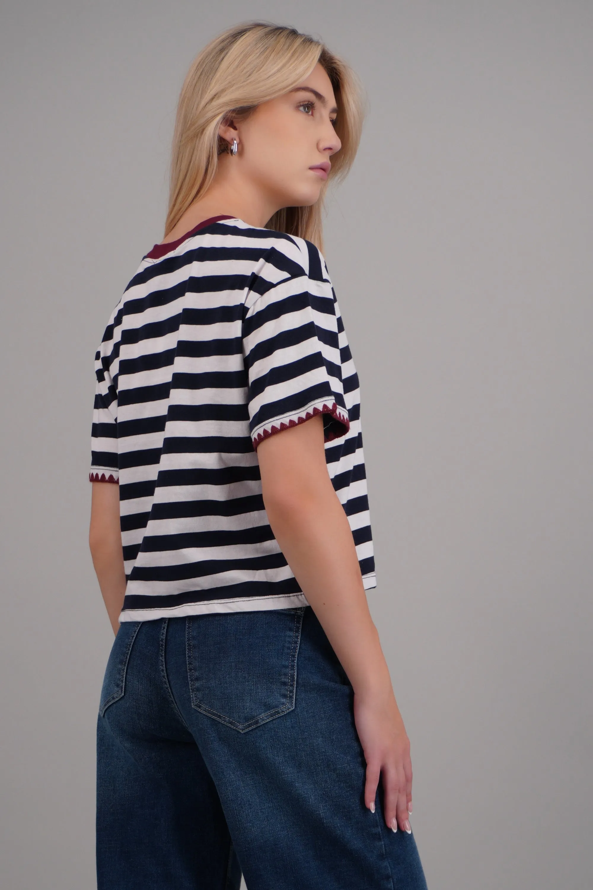 Playera golden coast rayas detalle bordado sold by Shasa product image thumbnail 4