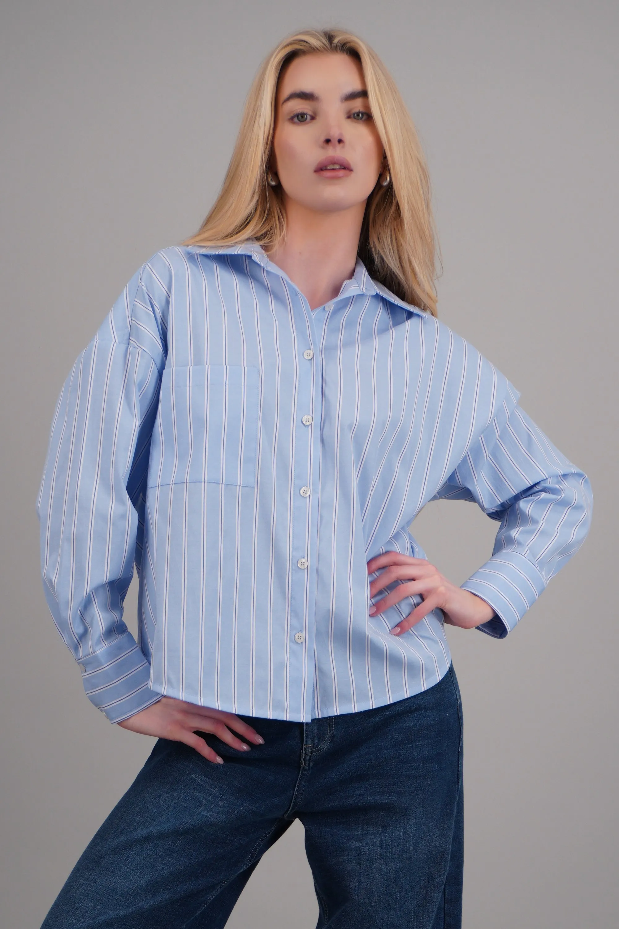camisa oversize rayas sold by Shasa