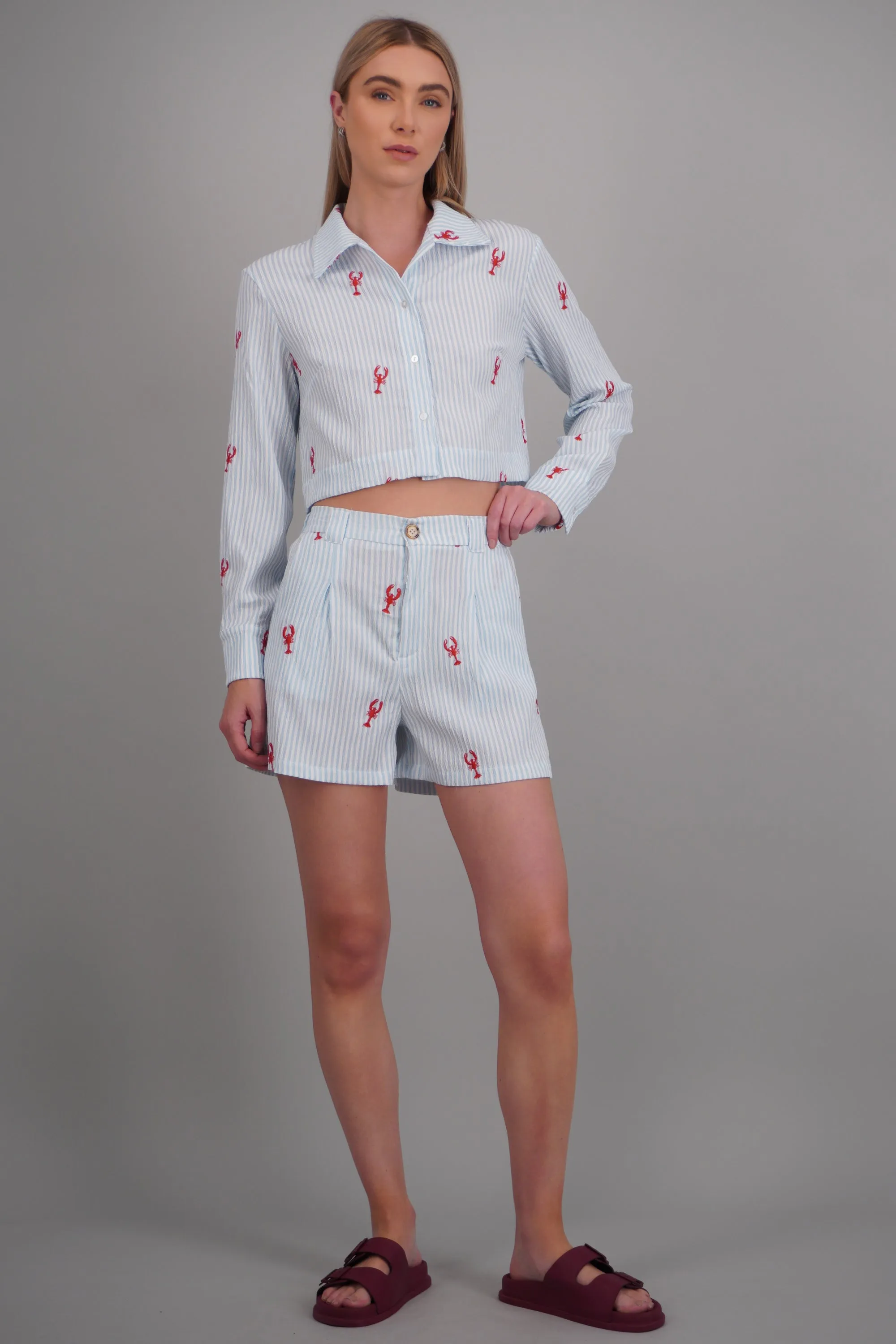 Short bordado langosta sold by Shasa product image thumbnail 3