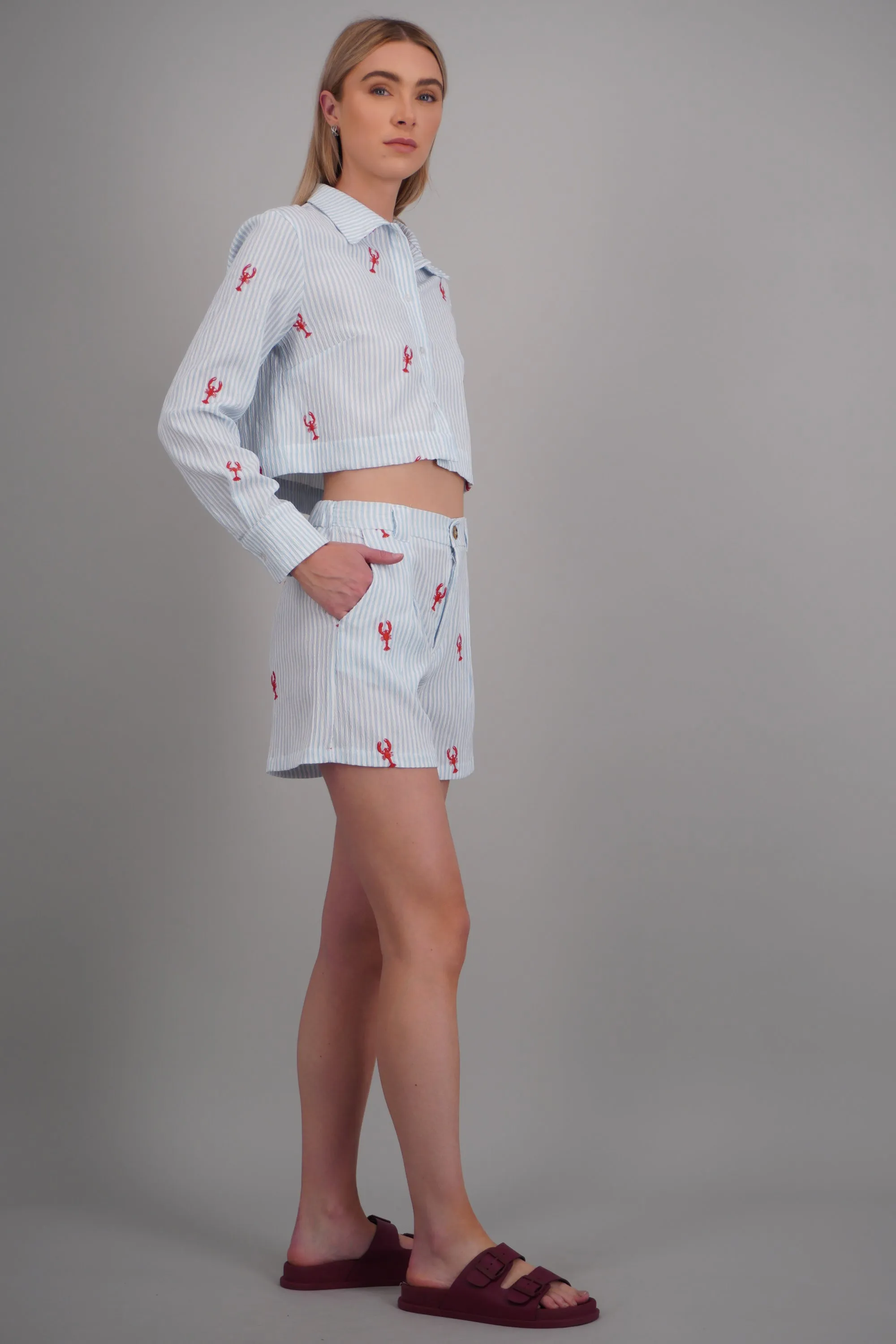 Short bordado langosta sold by Shasa product image thumbnail 2