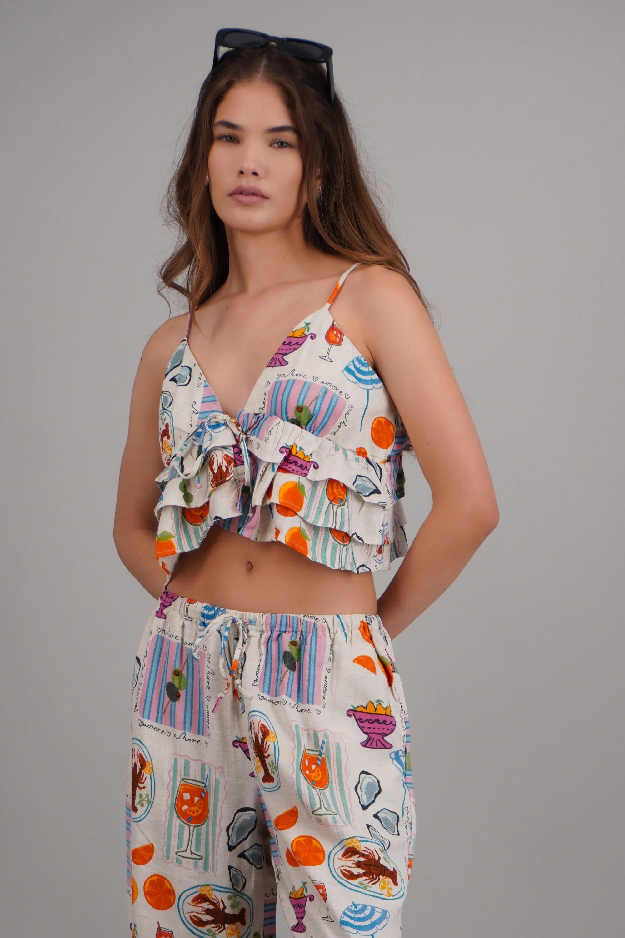 Blusa peplum tirantes olanes estampado sold by Shasa