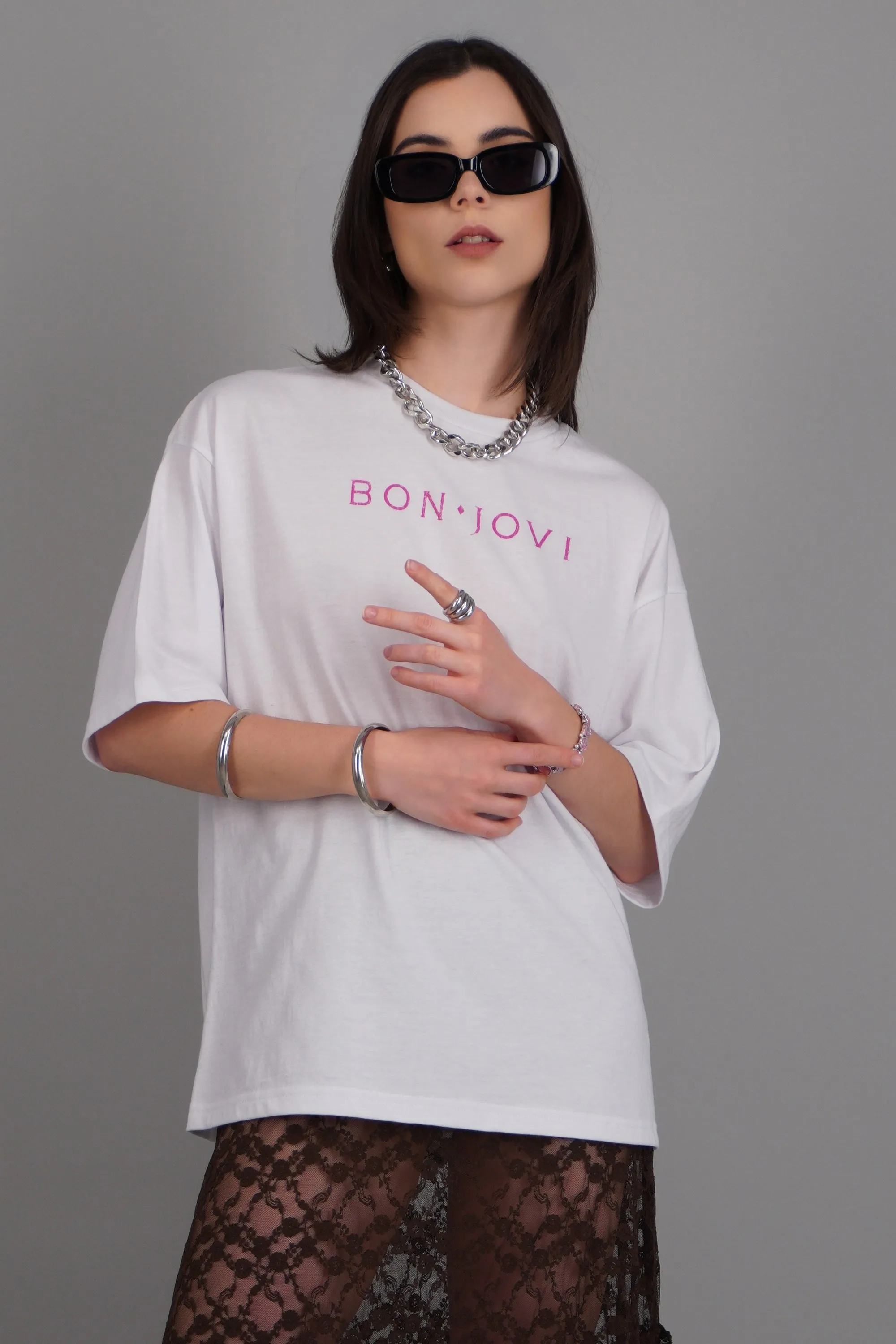 Playera over corazon Bon Jovi sold by Shasa product image thumbnail 2