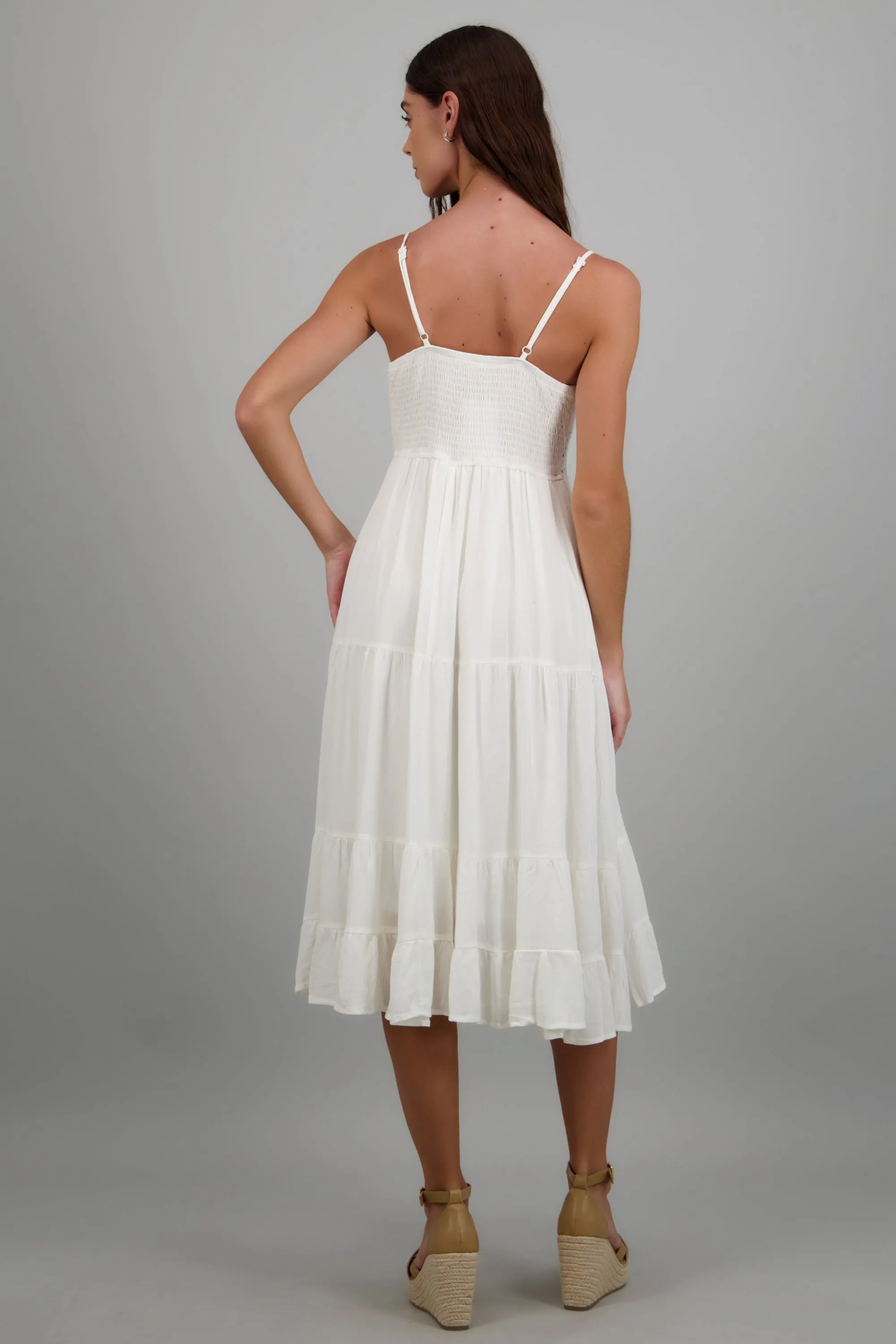 Vestido maxi con crochet sold by Shasa product image thumbnail 4