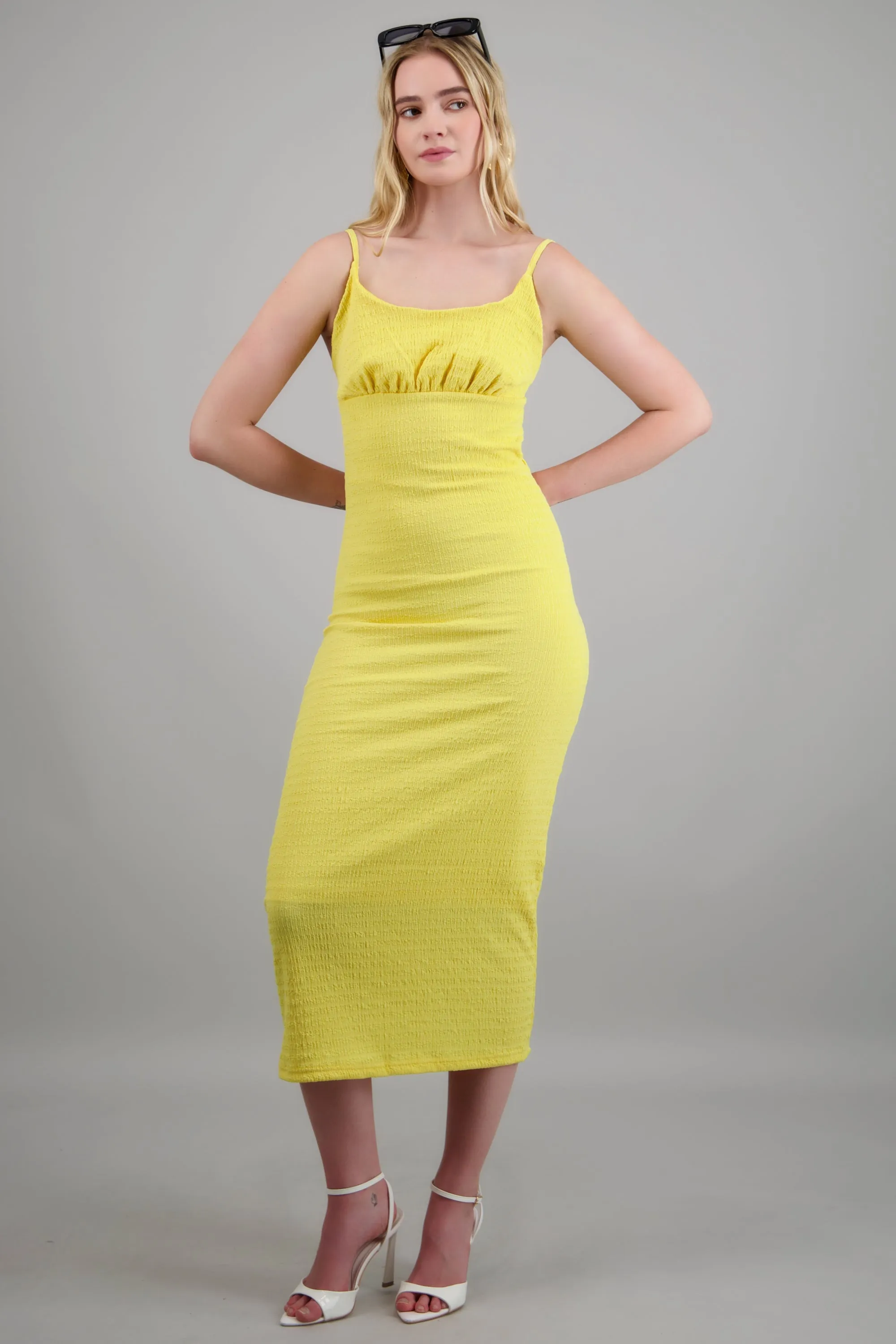 Vestido maxi tirantes bodycon textura sold by Shasa