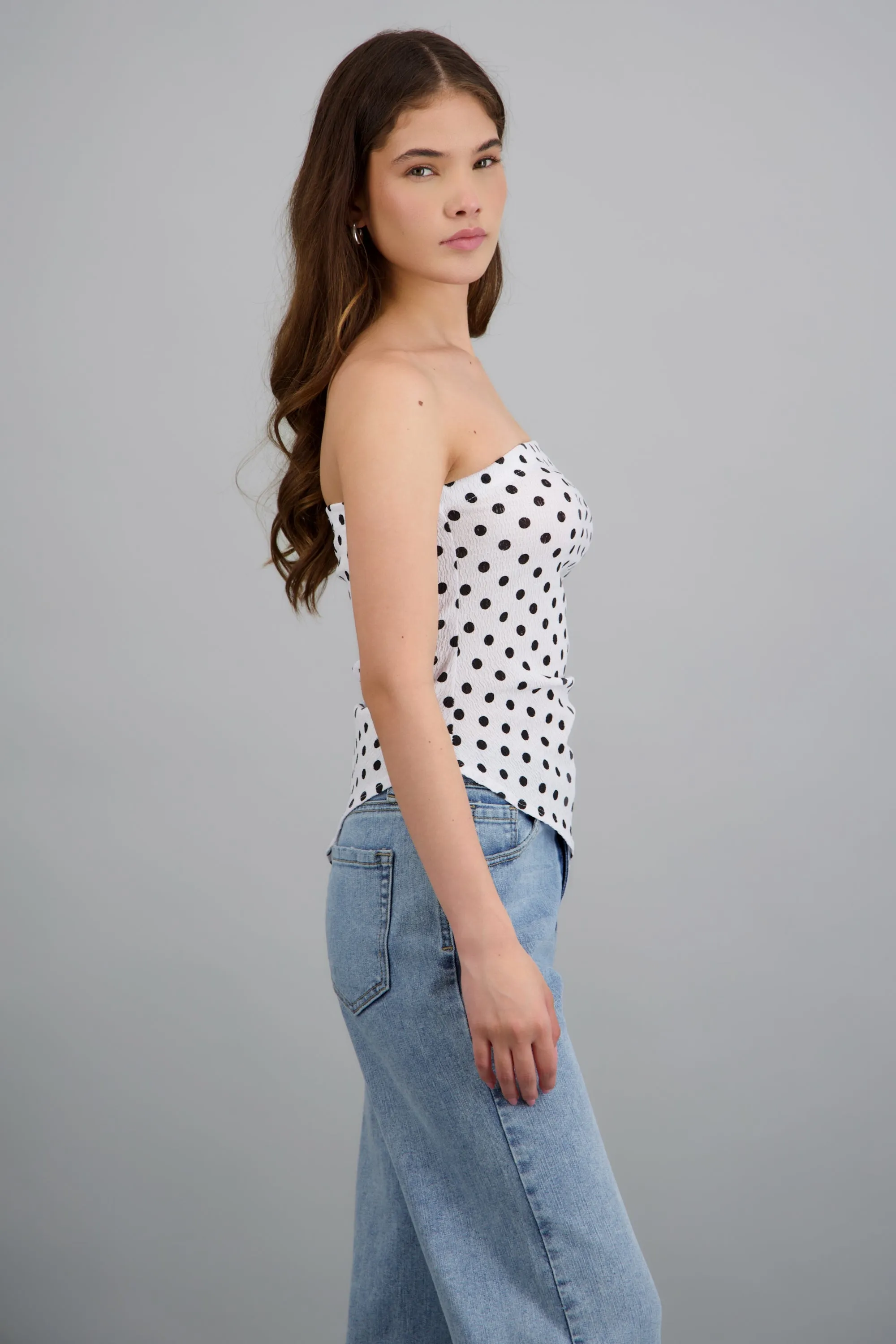 Top asimetrico polkas detalle abertura sold by Shasa product image thumbnail 2