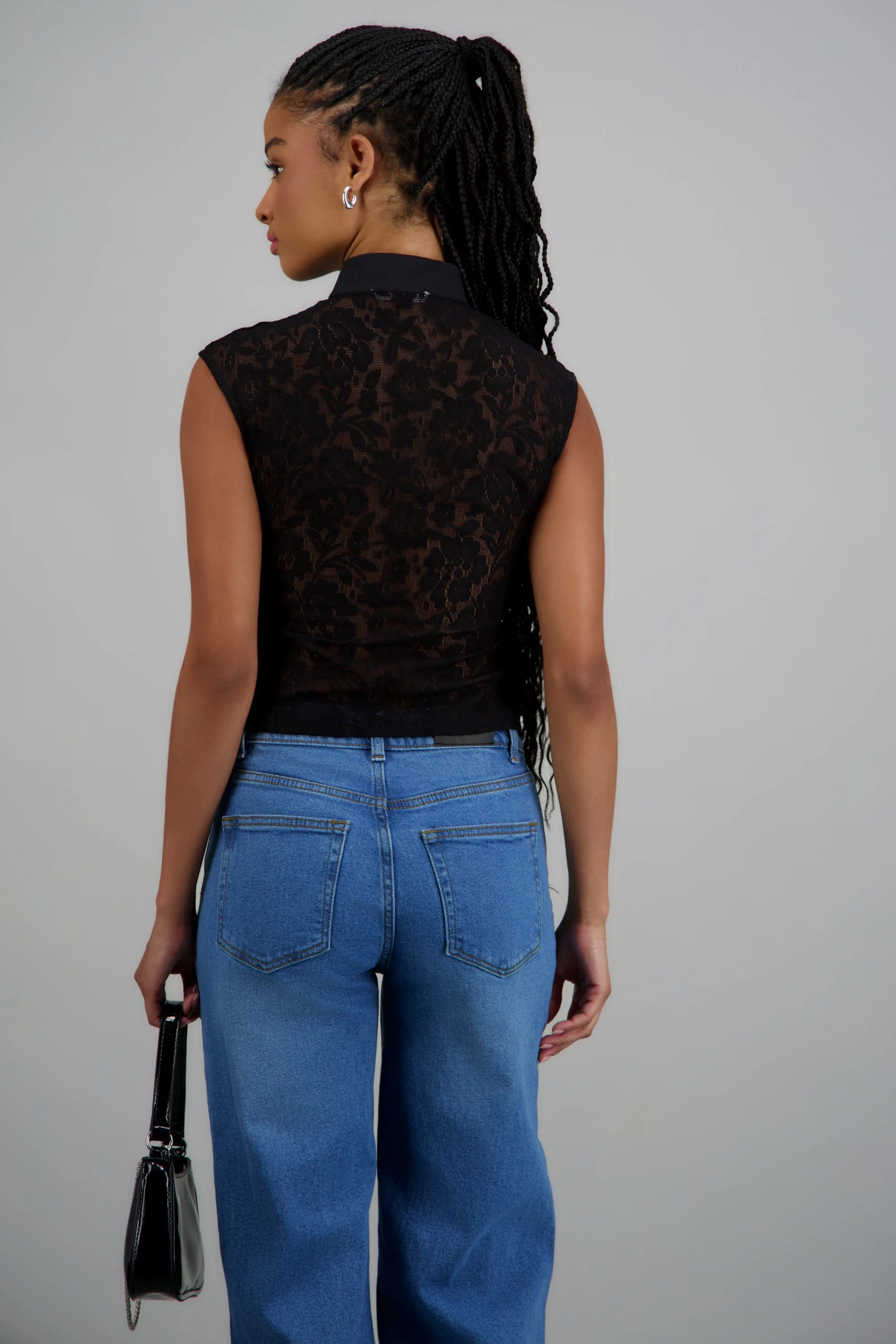 Top encaje botones laterales sold by Shasa product image thumbnail 4