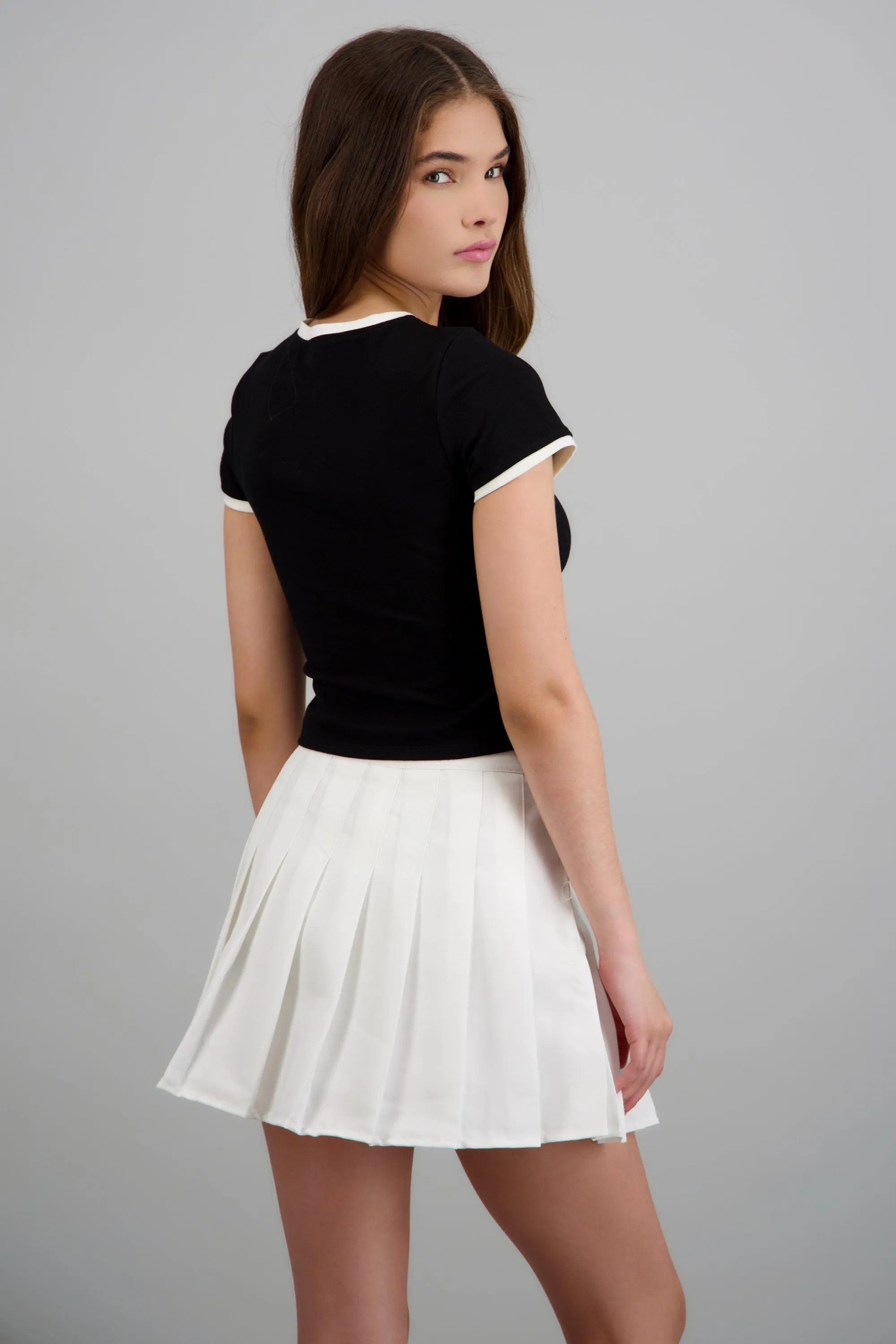 Playera detalle linea contraste sold by Shasa product image thumbnail 4