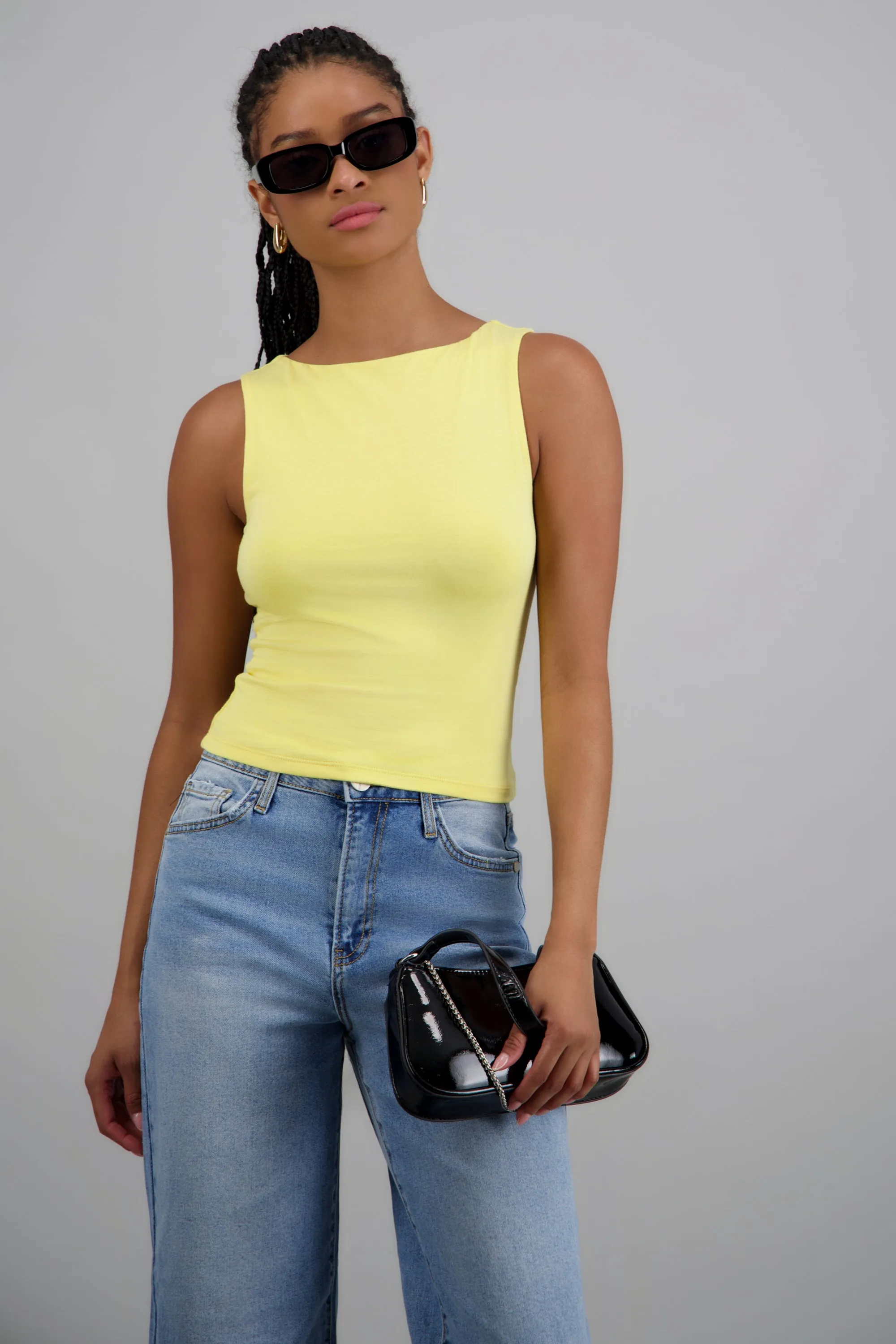 Top escote recto tacto suave sold by Shasa product image thumbnail 3