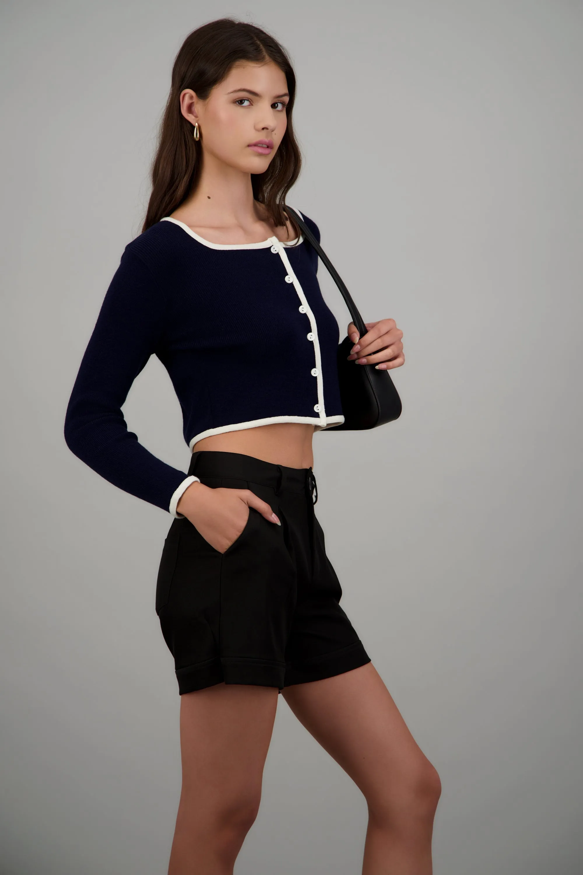 Cardigan escote cuadrado contraste sold by Shasa product image thumbnail 2