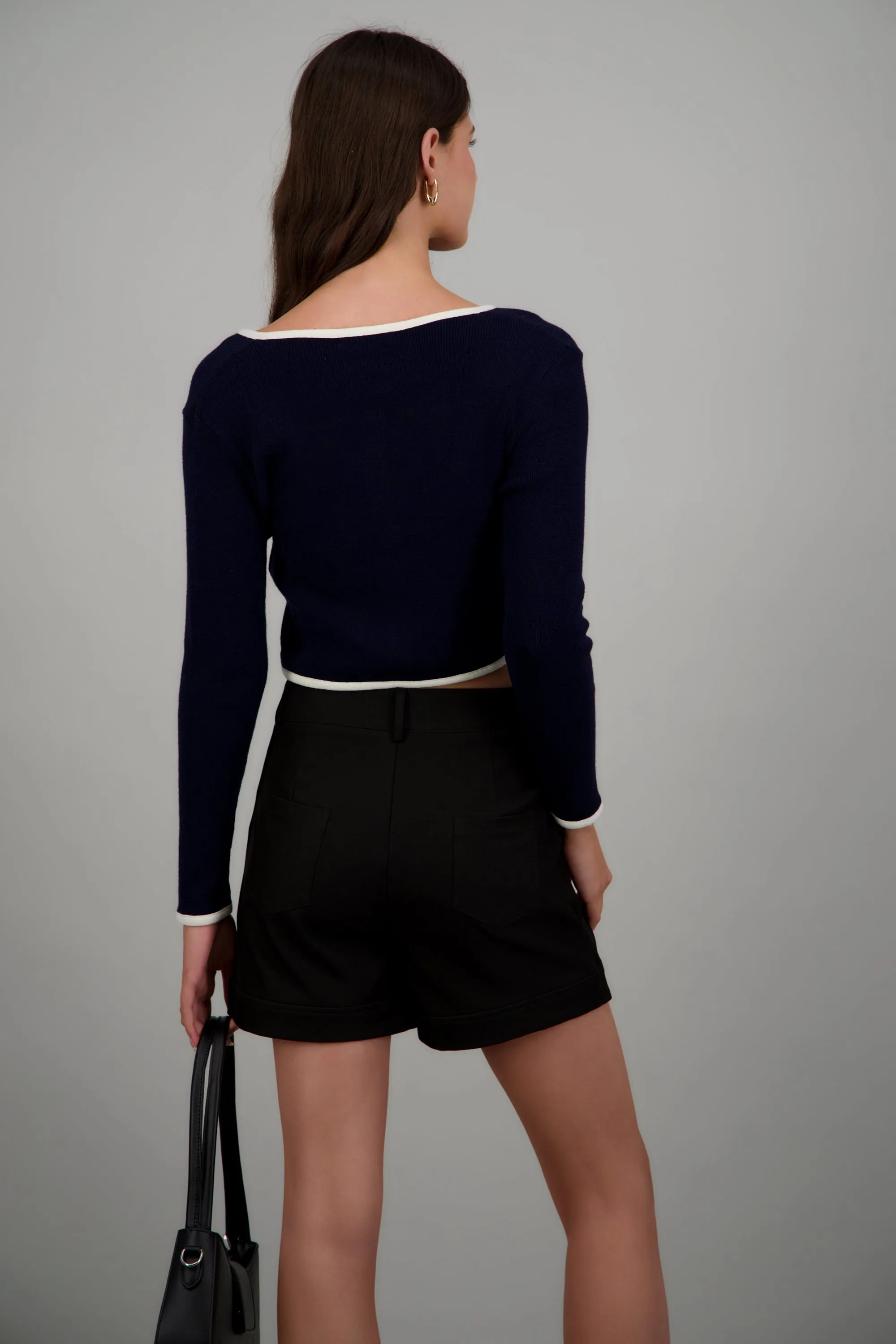 Cardigan escote cuadrado contraste sold by Shasa product image thumbnail 4