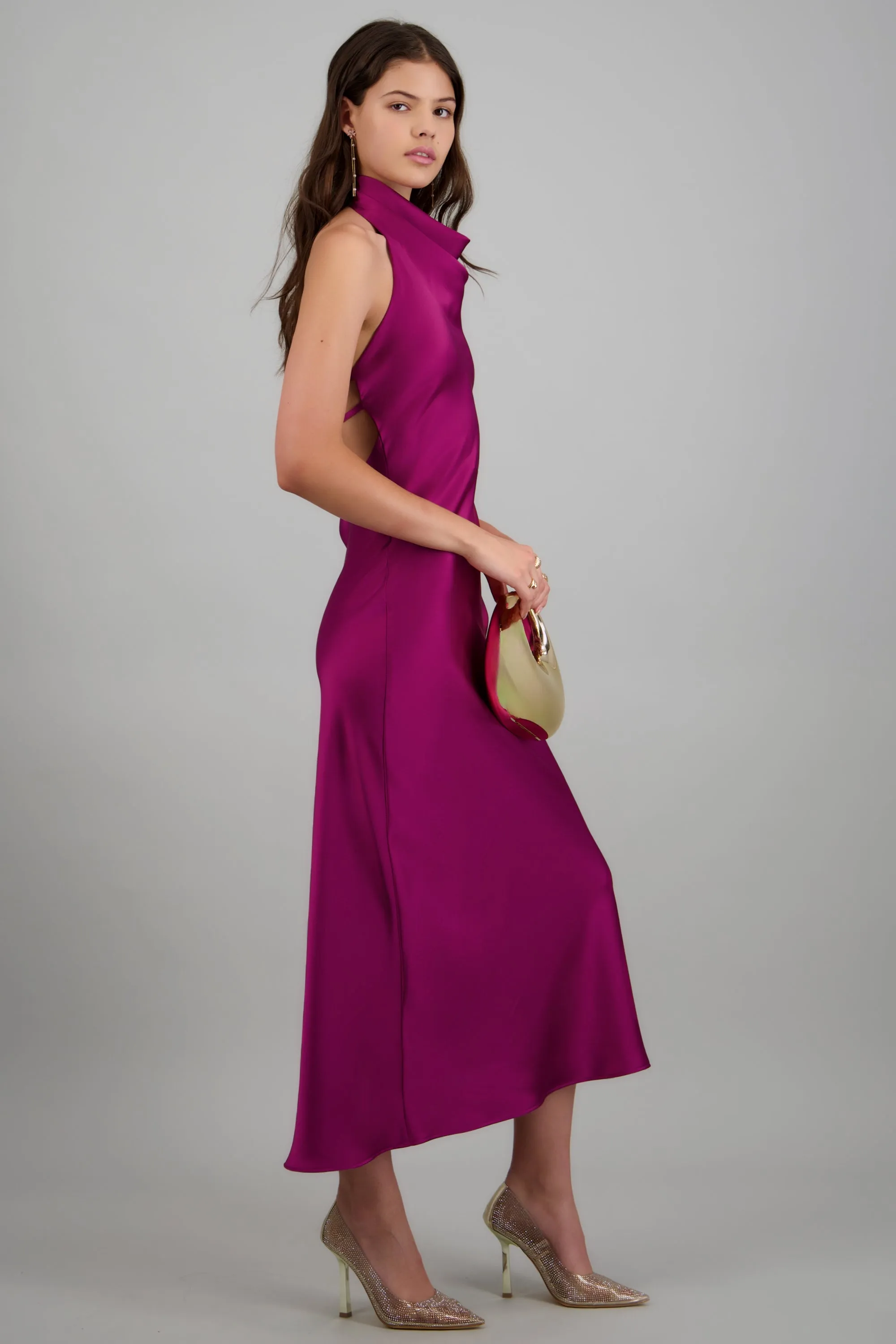 Vestido midi cuello alto espalda descubierta sold by Shasa product image thumbnail 4