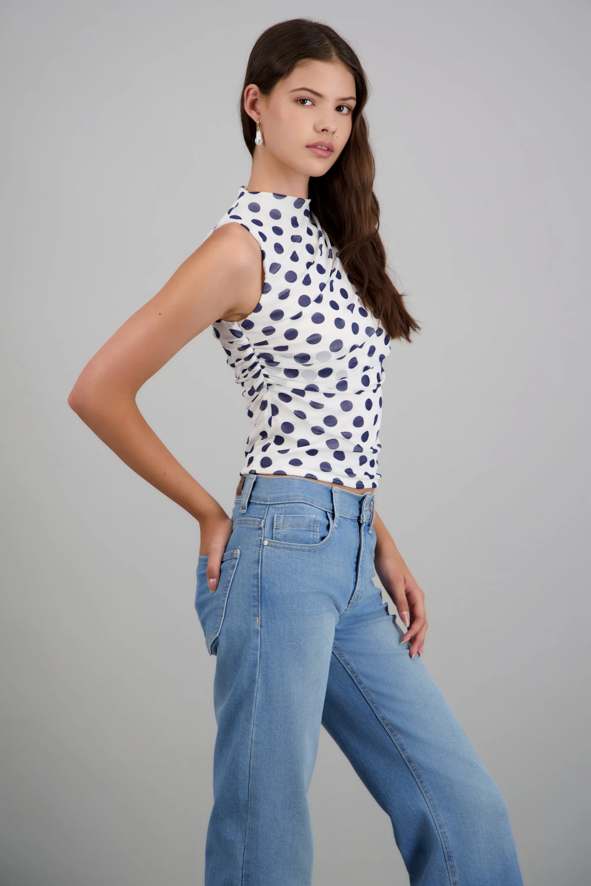 Top detalle fruncido lateral sold by Shasa product image thumbnail 2
