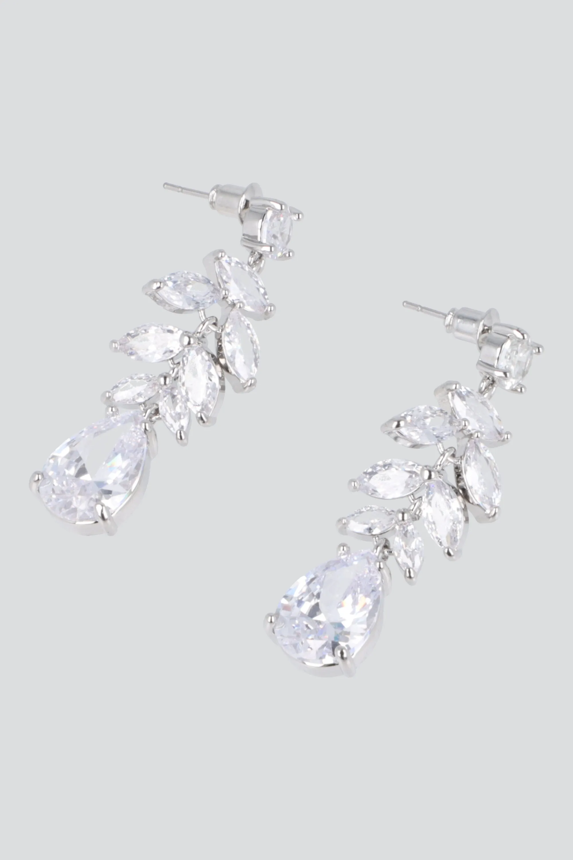 Aretes cristales sold by Shasa product image thumbnail 2
