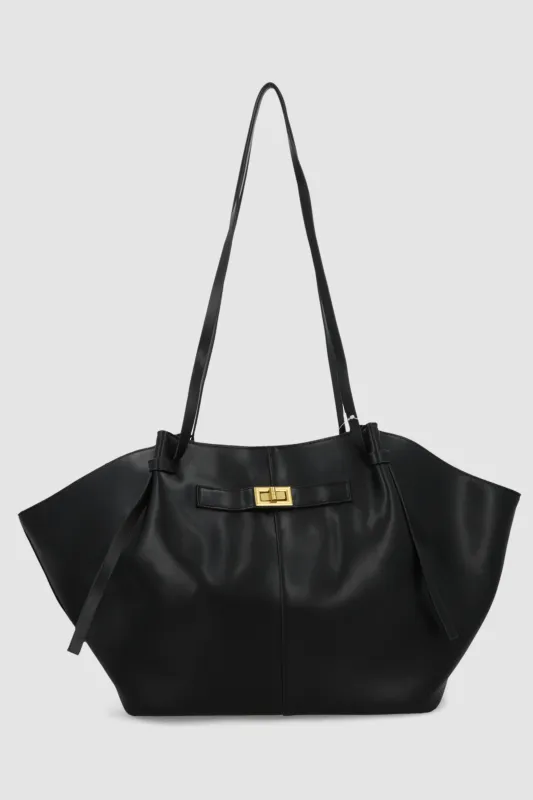 Bolsa triangular forma made by Shasa