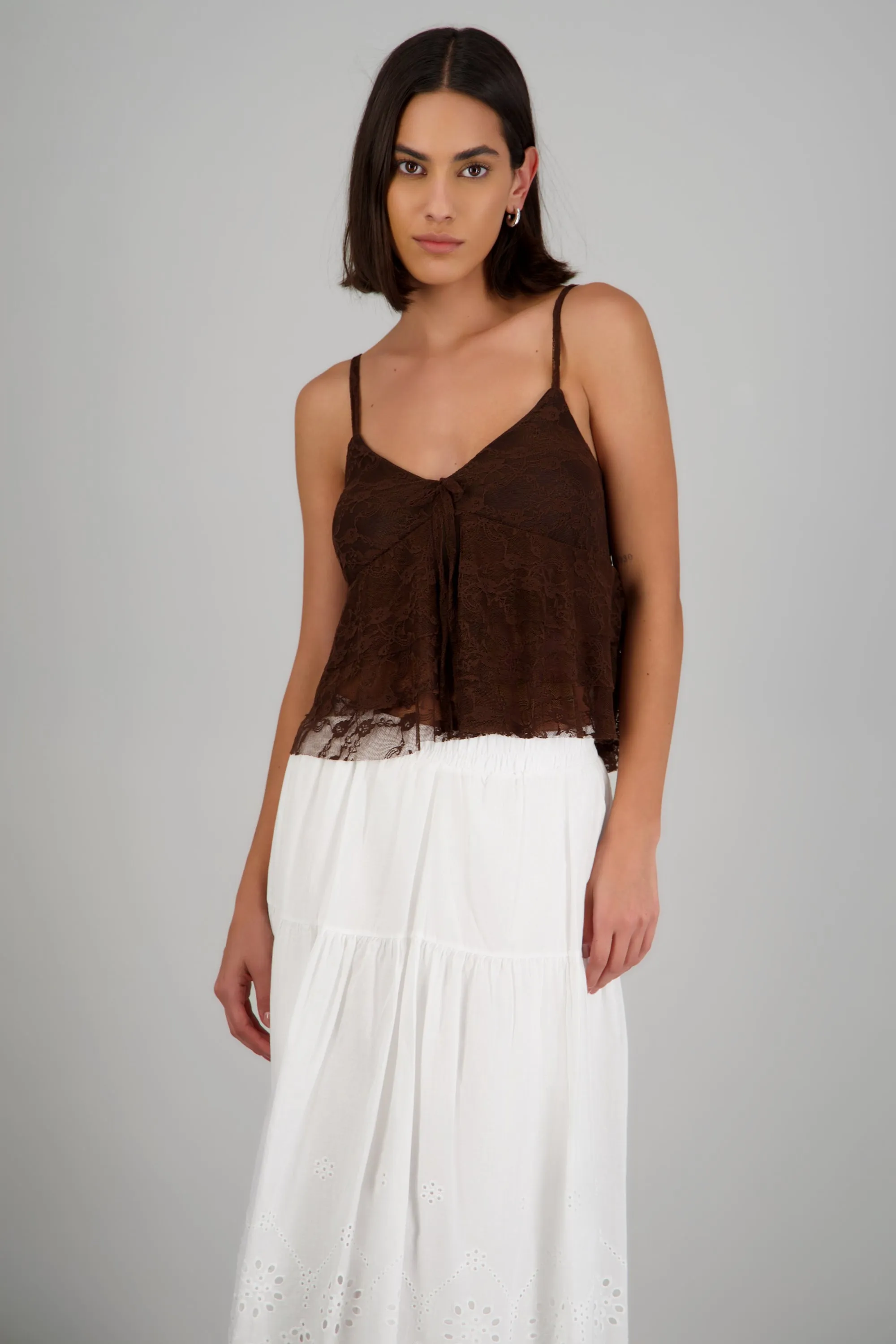 Top tirantes con olanes detalle encaje sold by Shasa product image thumbnail 3