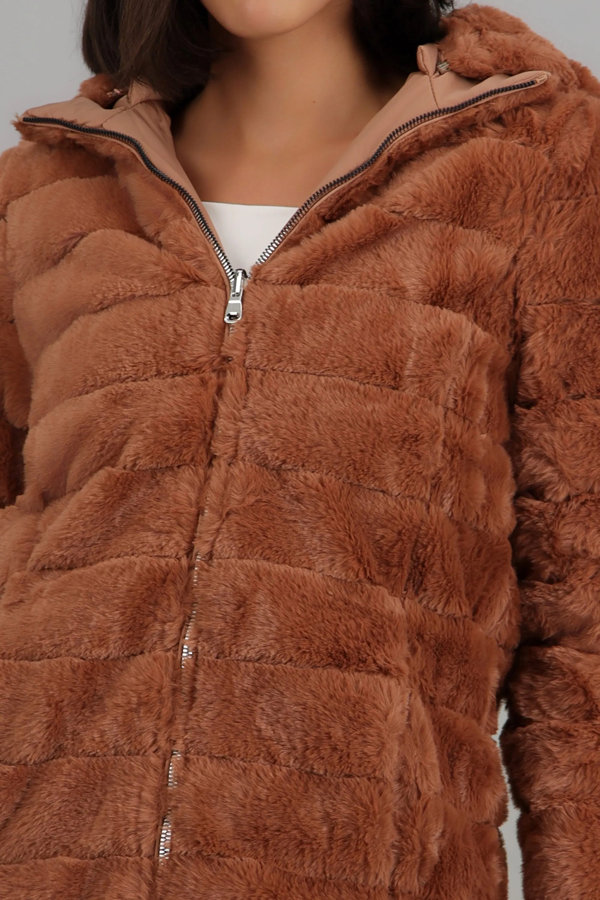 Abrigo largo peluche sold by Shasa product image thumbnail 5