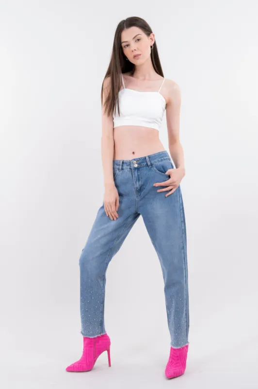 Jeans mom aplicaciones brillos sold by Shasa