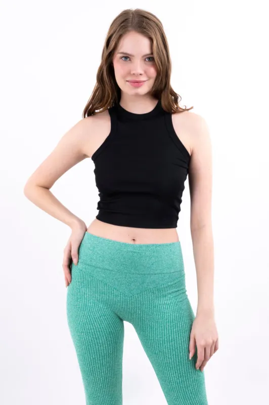 Top liso cuello redondo sold by Shasa