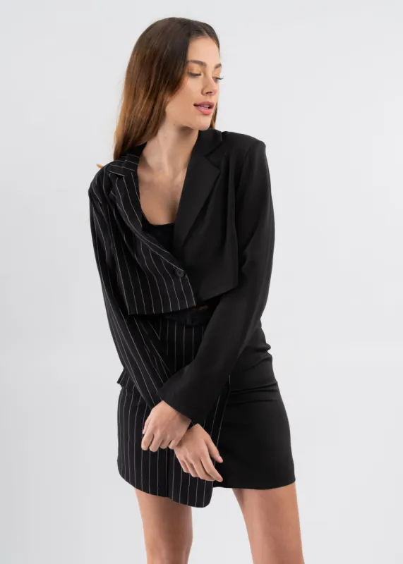 Blazer crop contraste estampado rayas sold by Shasa