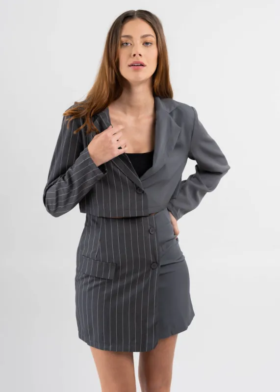 Blazer crop contraste estampado rayas sold by Shasa