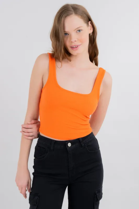 Top acanalado cuello recto sold by Shasa