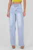 Jeans straight 2 bolsas con aberturas sold by Shasa