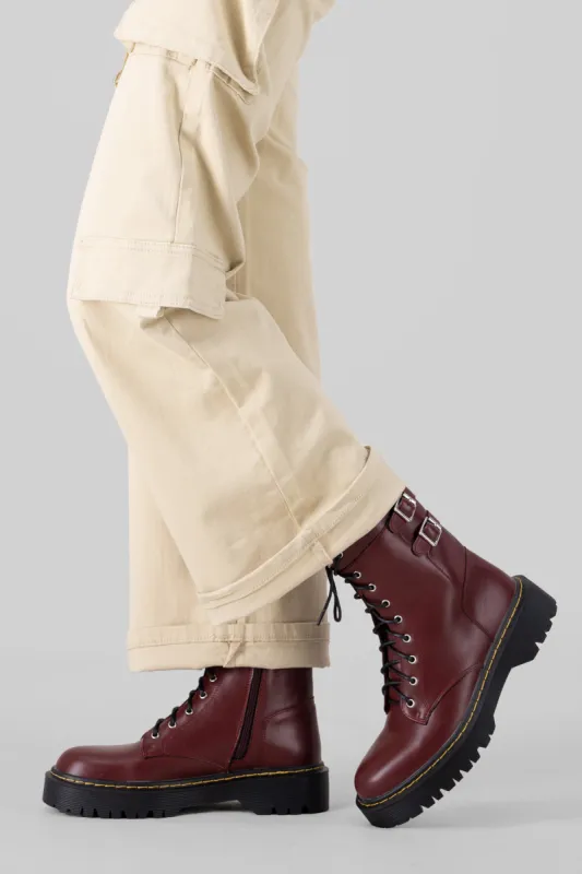 BOTA COMBAT HEBILLAS sold by Shasa