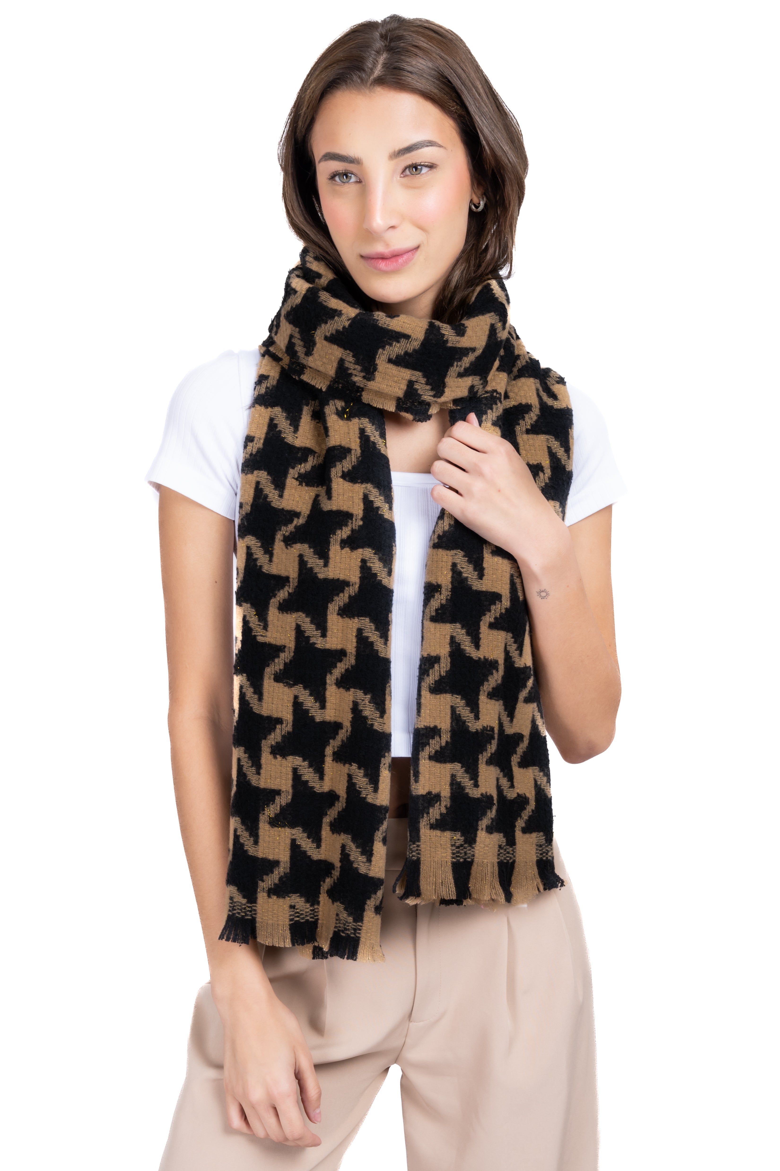 Bufanda tejida pata gallo sold by Shasa product image thumbnail 2