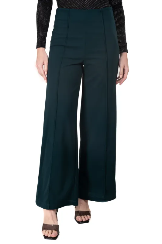 Pantalón Amplio Costura Frontal sold by Shasa