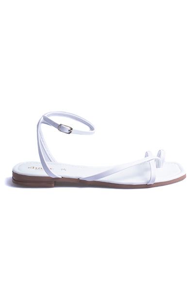 SANDALIA TIRAS DELGADAS ANILLO DEDO sold by Shasa