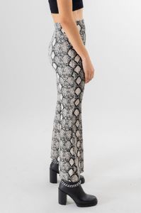 Pantalon Detalle Estampado sold by Shasa