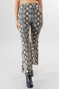 Pantalon Detalle Estampado sold by Shasa