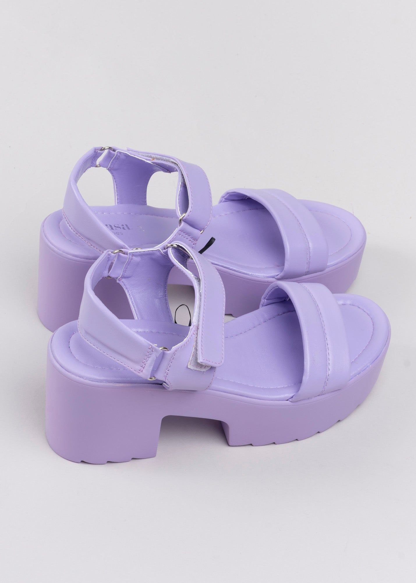 Sandalia chunky pulsera tobillo sold by Shasa