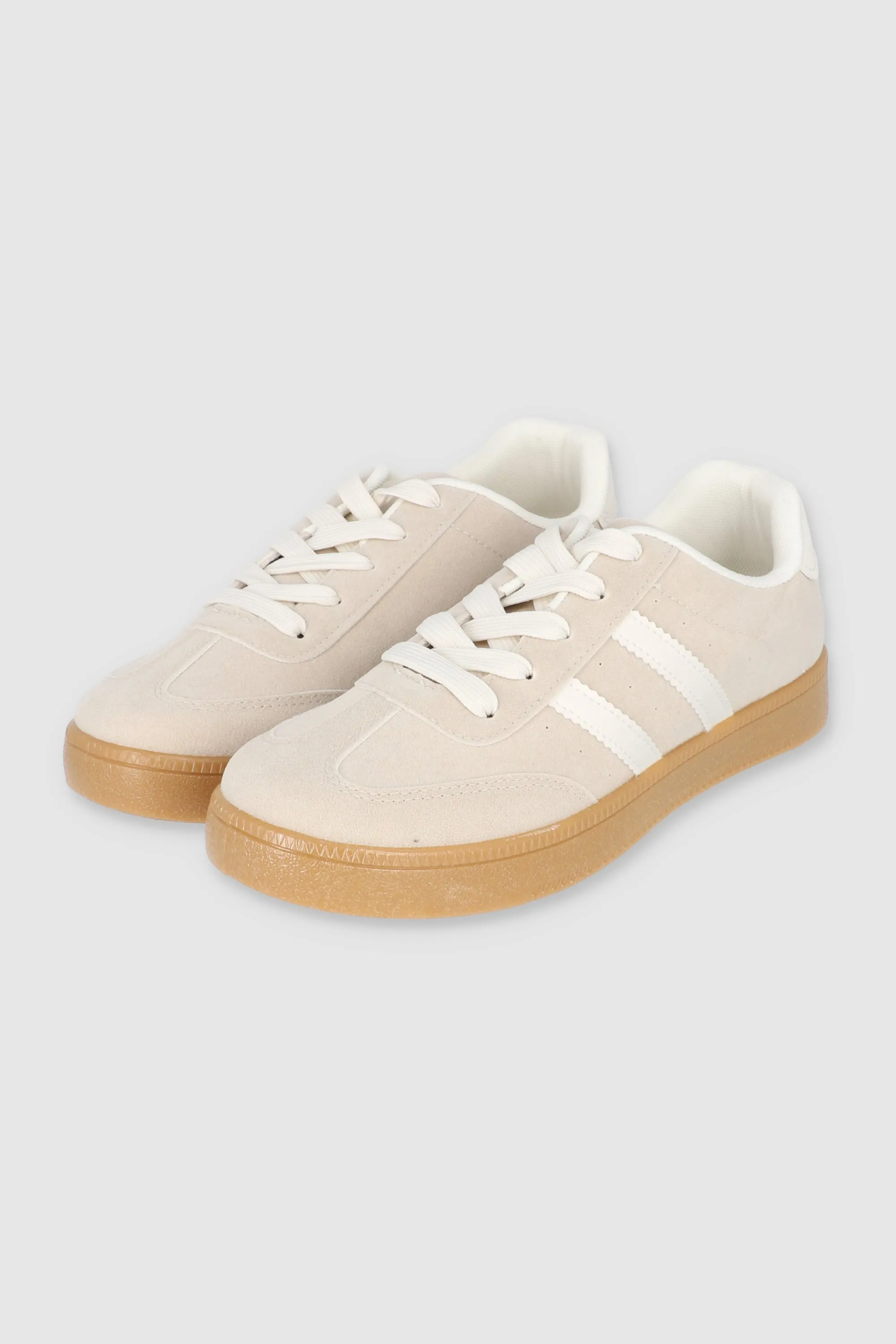 Tenis casual rayas punta suede sold by Shasa product image thumbnail 2