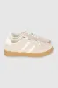Tenis casual rayas punta suede sold by Shasa