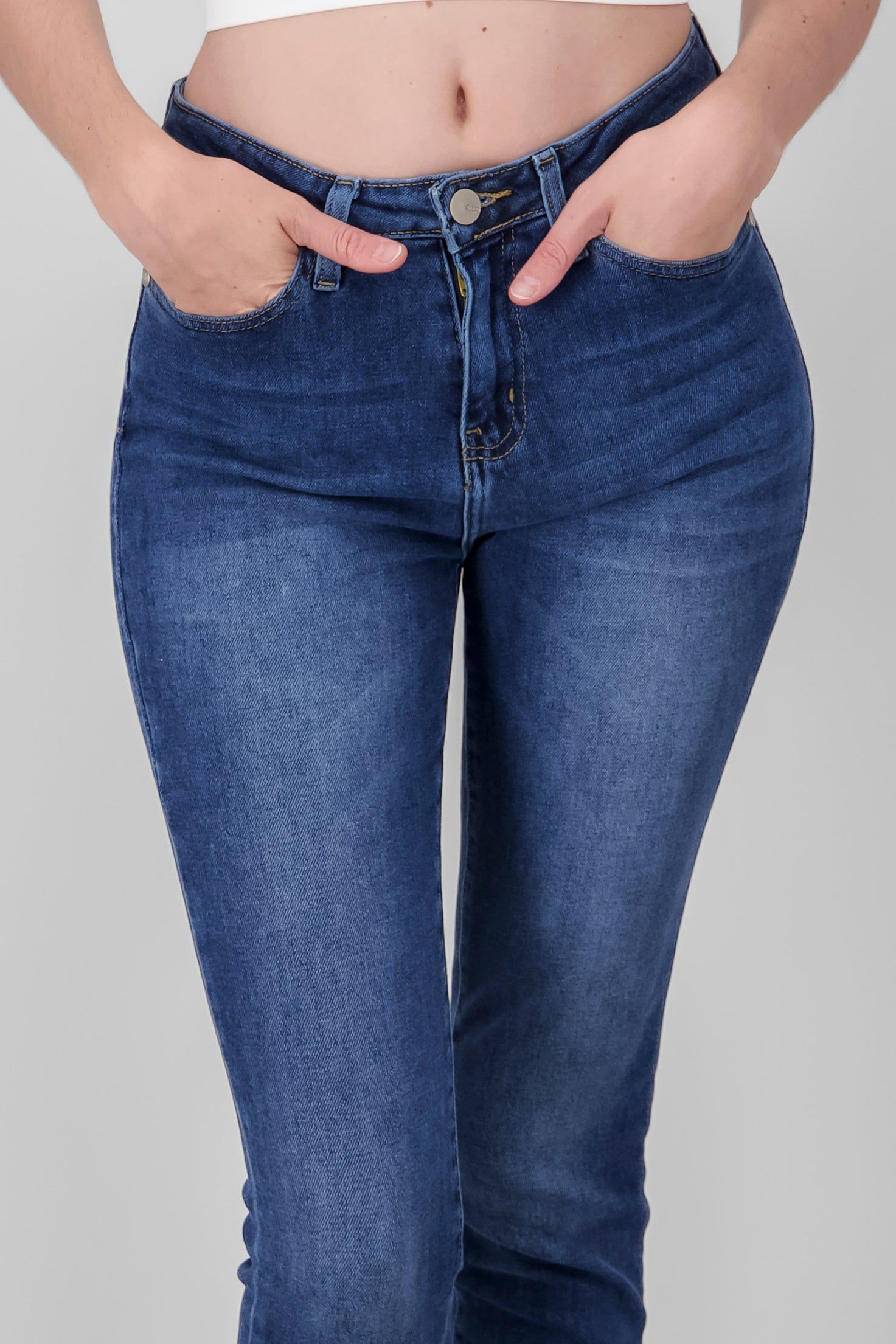 Jeans skinny liso sold by Shasa product image thumbnail 2