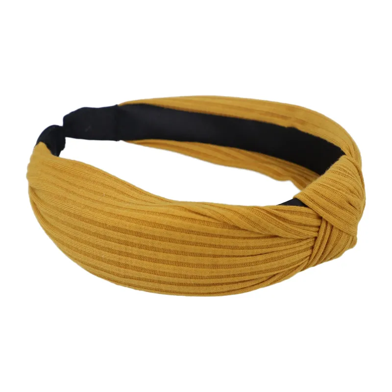 Diadema Forrada Nudo Trenzado sold by Shasa