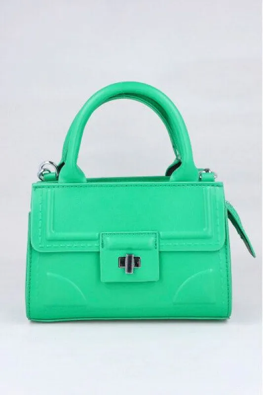 Bolsa estructurada efecto piel sold by Shasa