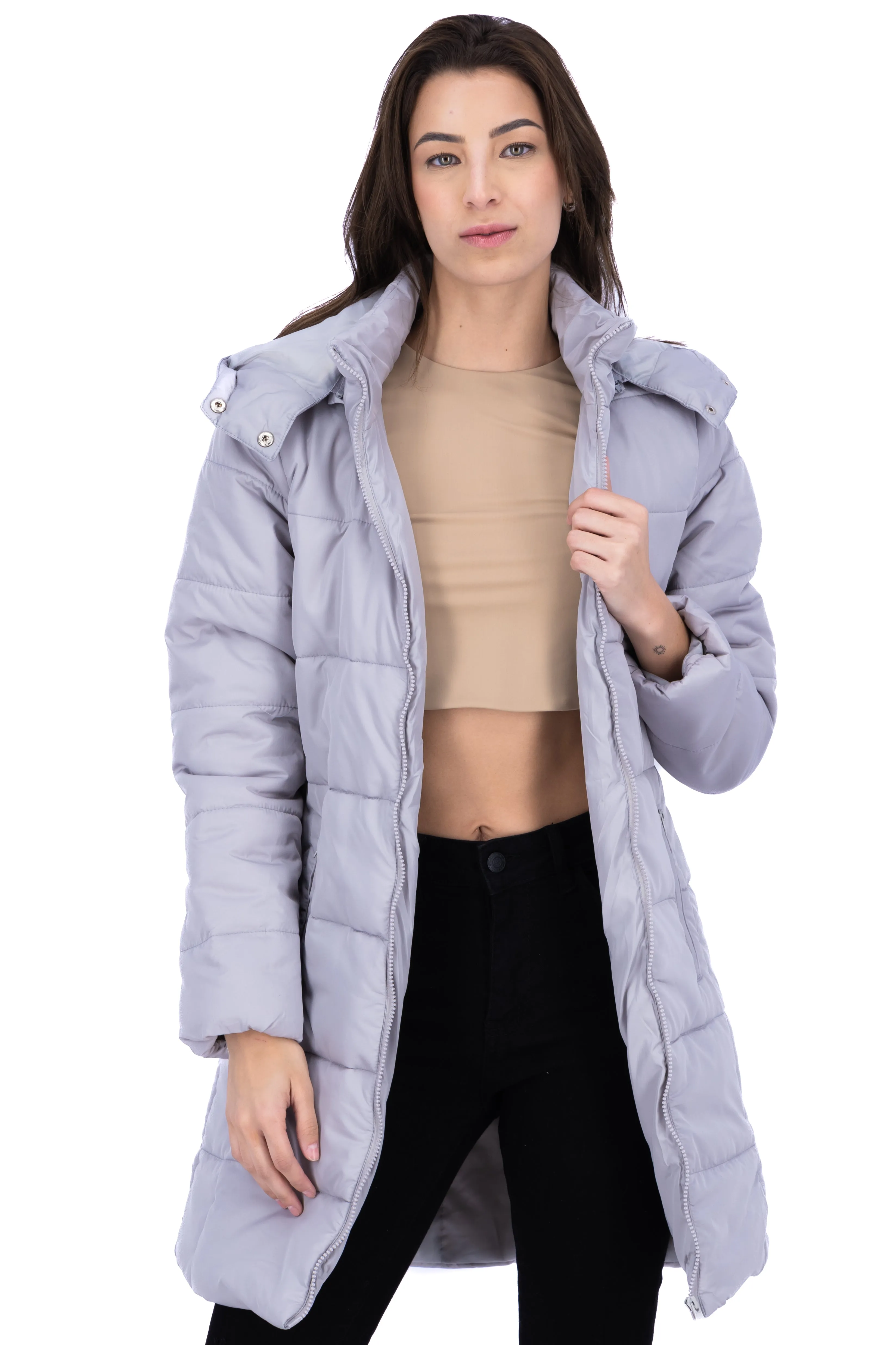 Chamarra larga capitonada sold by Shasa