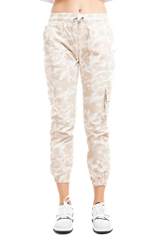 Jogger cargo camuflaje sold by Shasa