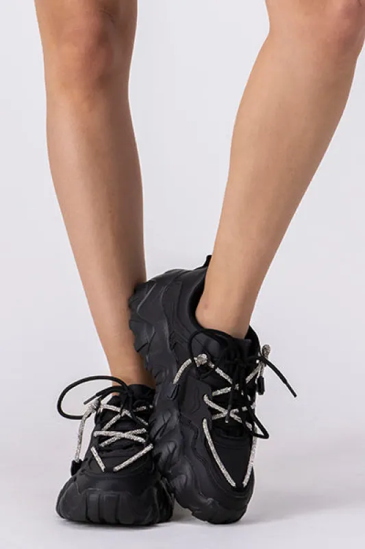 Tenis runner agujetas brillos sold by Shasa