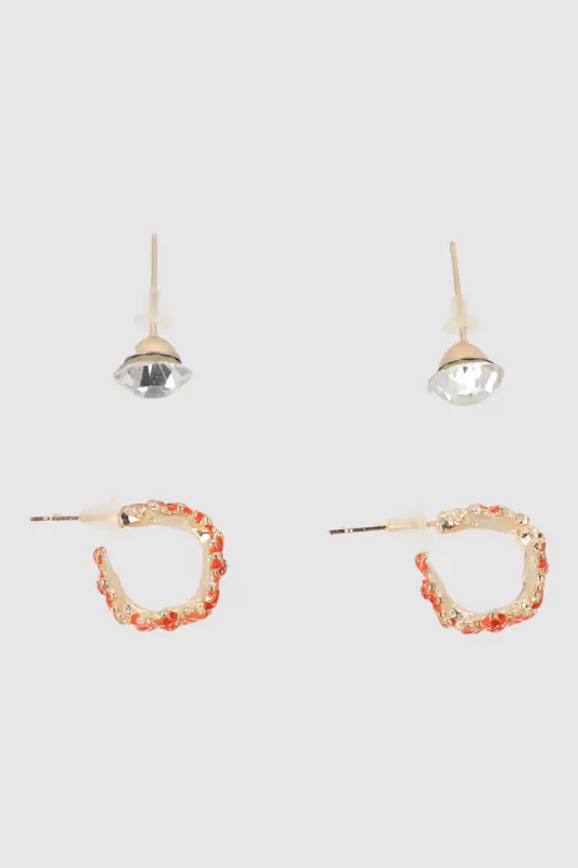 Set 2 pares aretes flores sold by Shasa