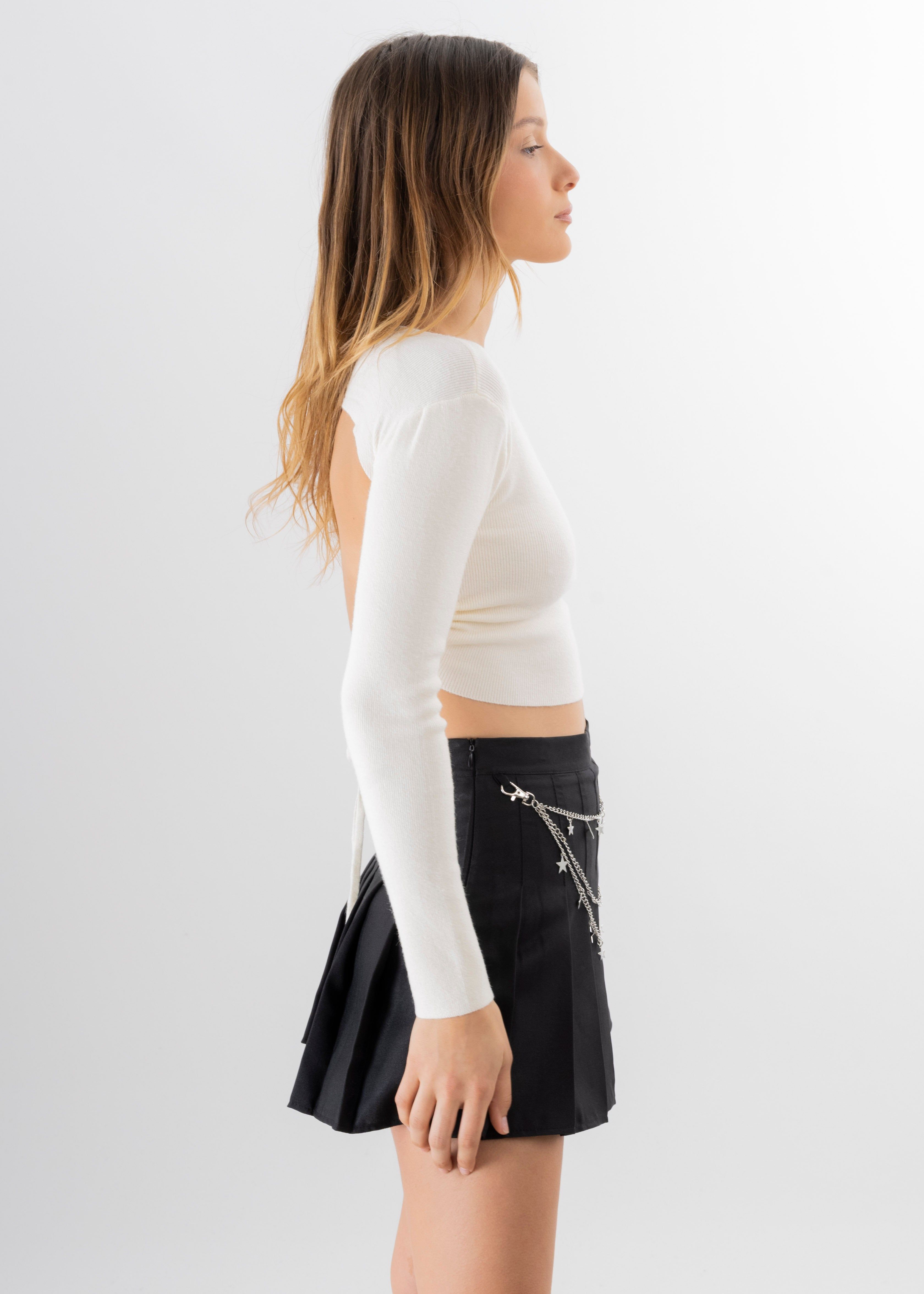 Suéter espalda descubierta sold by Shasa product image thumbnail 3